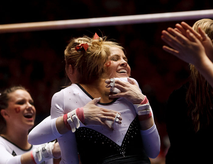 Hailee Hansen on bars.jpg Hailee Hansen on bars